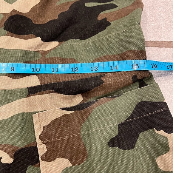 [M/10]RVCA Green and Brown Camouflage Ankle Cropped Jumpsuit Overall - Picture 10 of 12